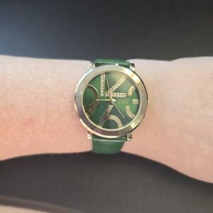 STUDIO Quartz Women's Green Fashion Watch